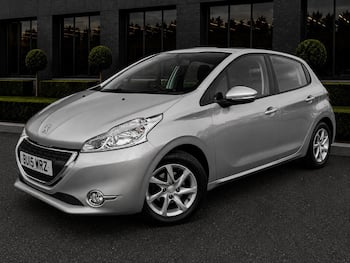 Used Peugeot 208 2015 for sale - 79698904: Photo