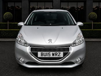 Used Peugeot 208 2015 for sale - 79698904: Photo