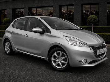 Used Peugeot 208 2015 for sale - 79698904: Photo