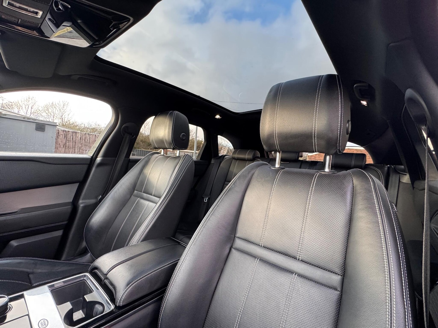 Used Land Rover Range Rover Velar 2019 for sale - 77440876: Photo 17