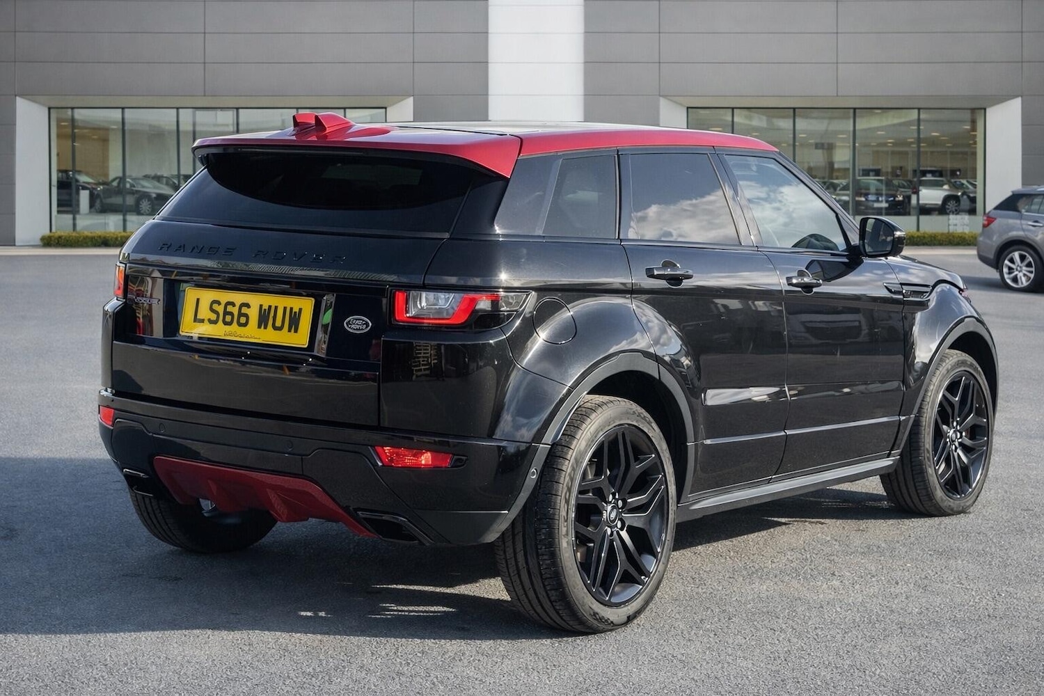 Used Land Rover Range Rover Evoque 2016 for sale - 77838609: Photo 6