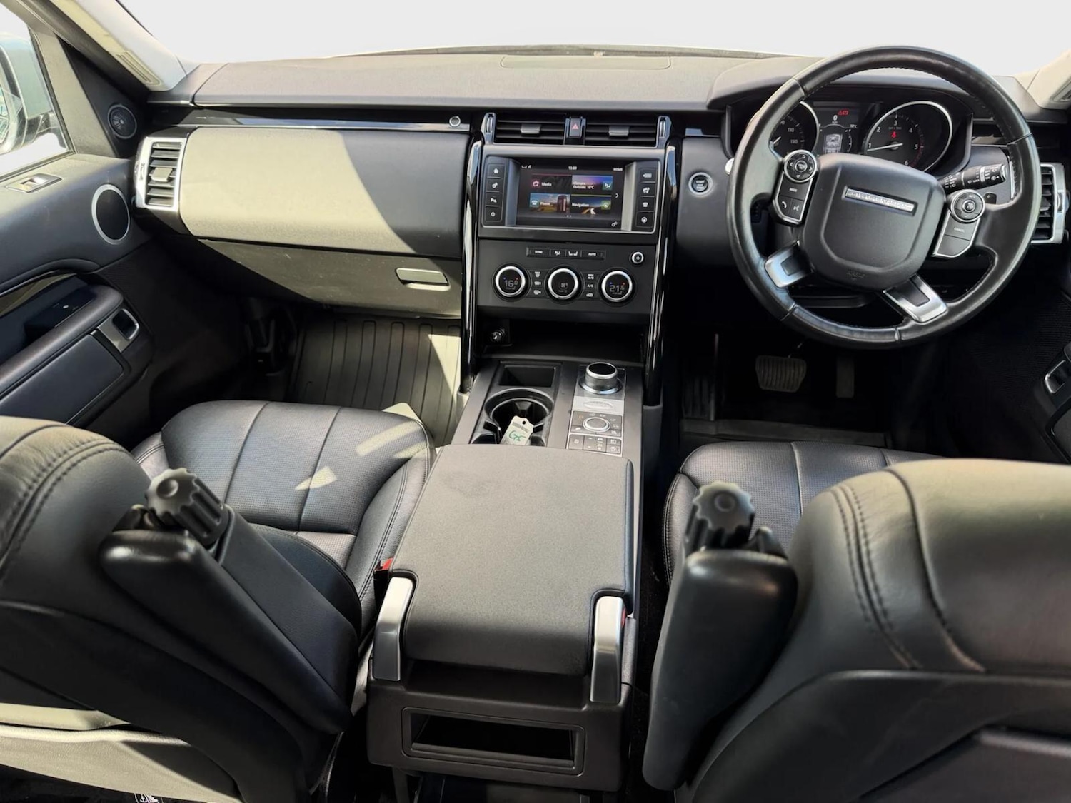 Used Land Rover Discovery 2017 for sale - 76059454: Photo 12