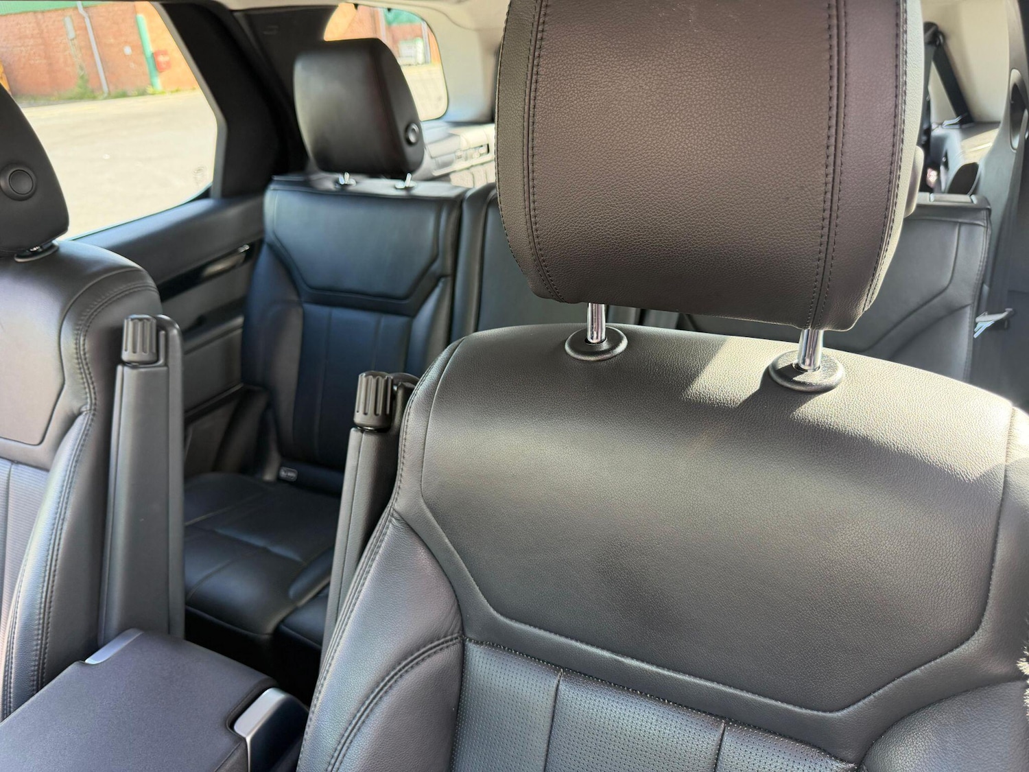 Used Land Rover Discovery 2017 for sale - 76059454: Photo 35