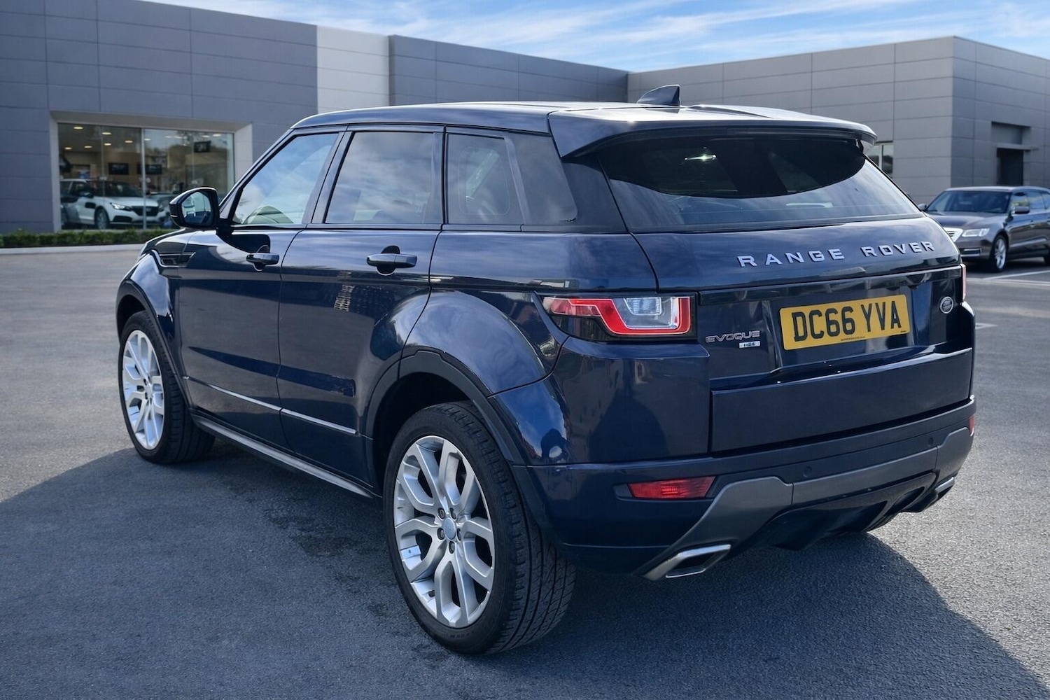 Used Land Rover Range Rover Evoque 2017 for sale - 77925677: Photo 4
