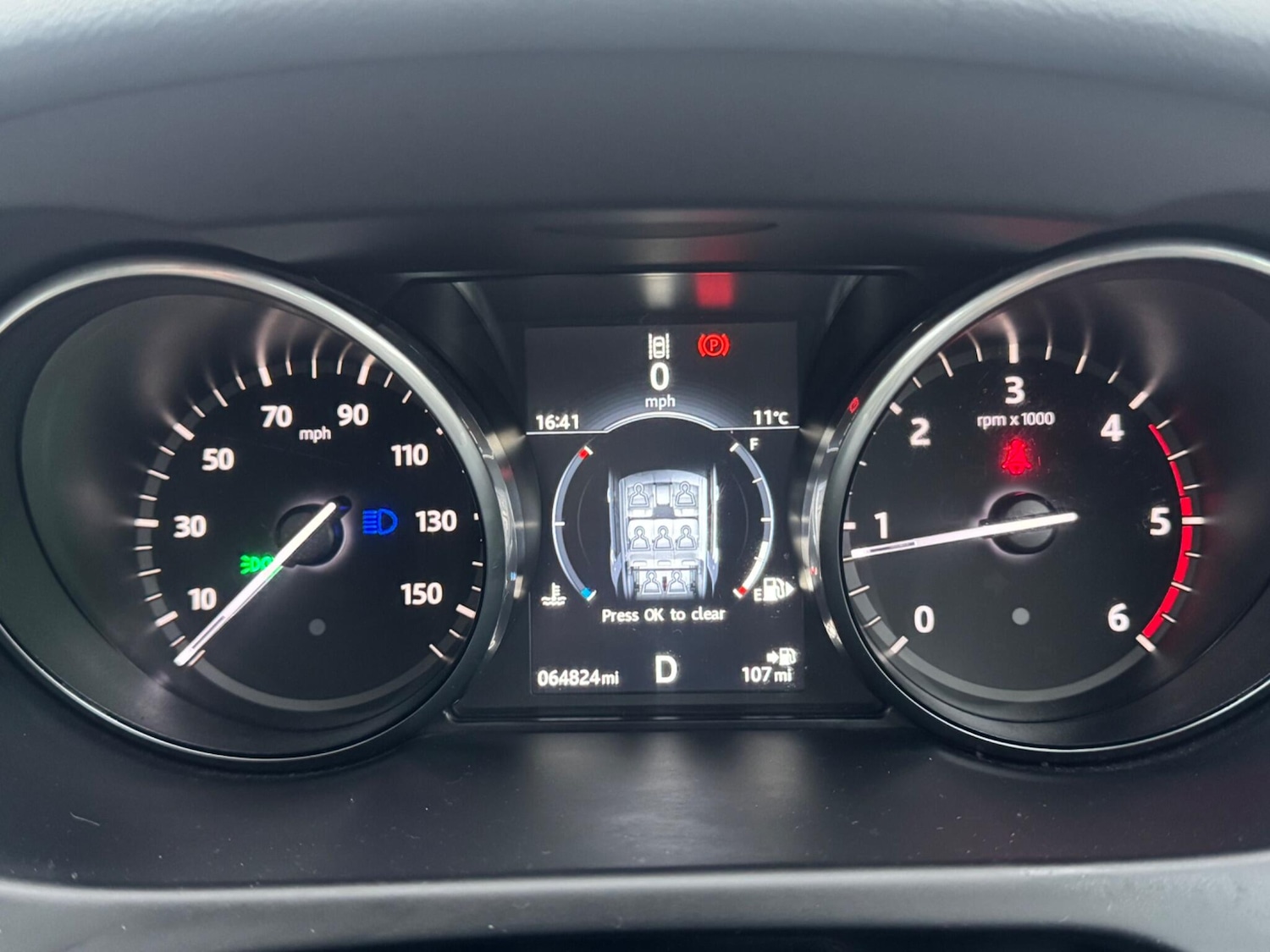 Used Land Rover Discovery Sport 2017 for sale - 77633019: Photo 10