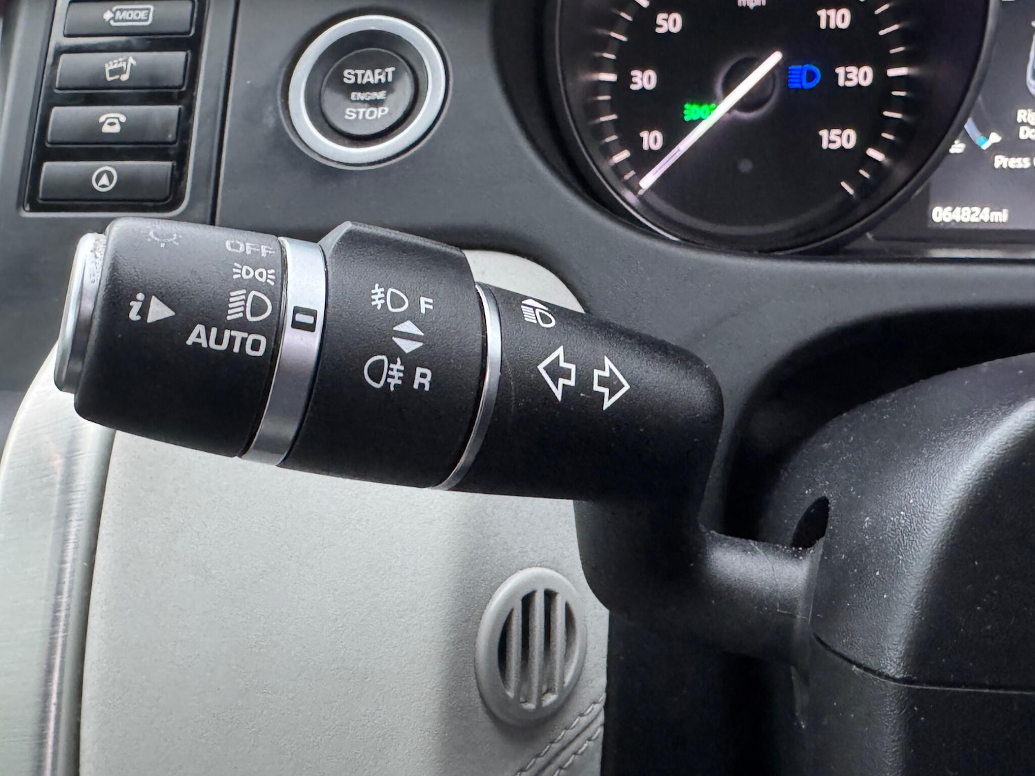 Used Land Rover Discovery Sport 2017 for sale - 77633019: Photo 22