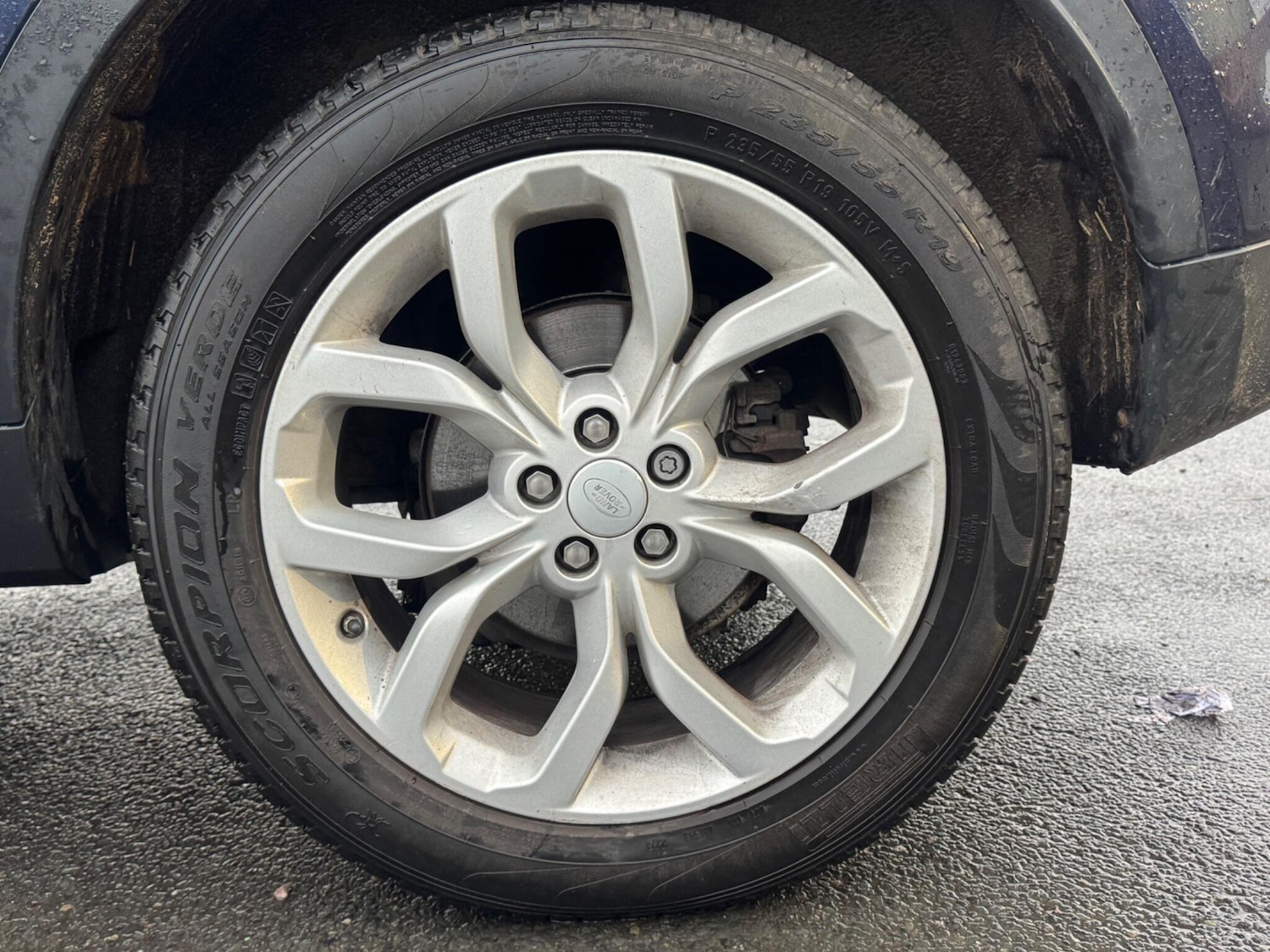 Used Land Rover Discovery Sport 2017 for sale - 77633019: Photo 24