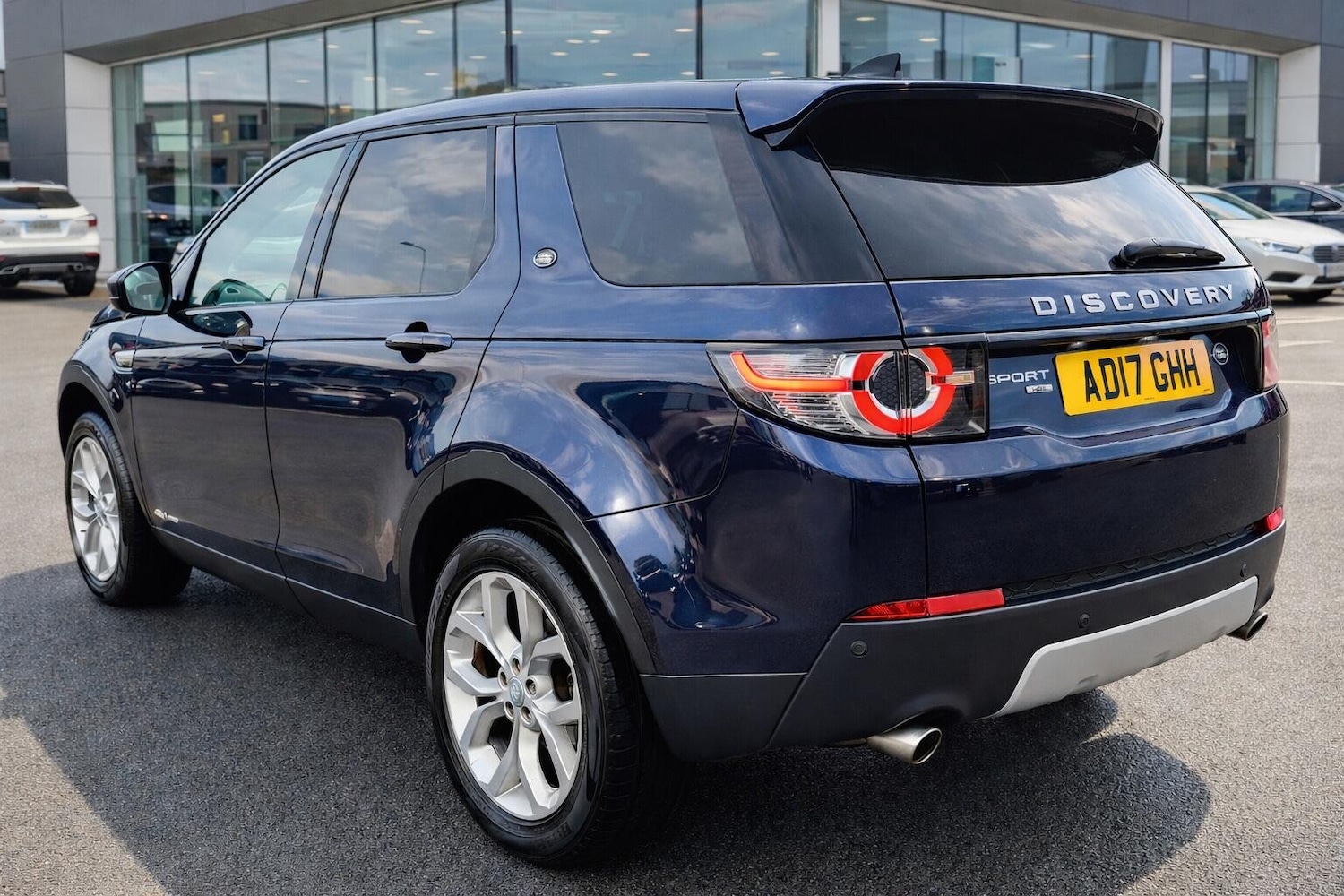 Used Land Rover Discovery Sport 2017 for sale - 77633019: Photo 6