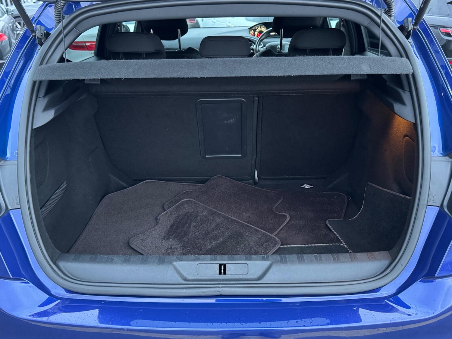 Used Peugeot 308 2016 for sale - 77175232: Photo 17