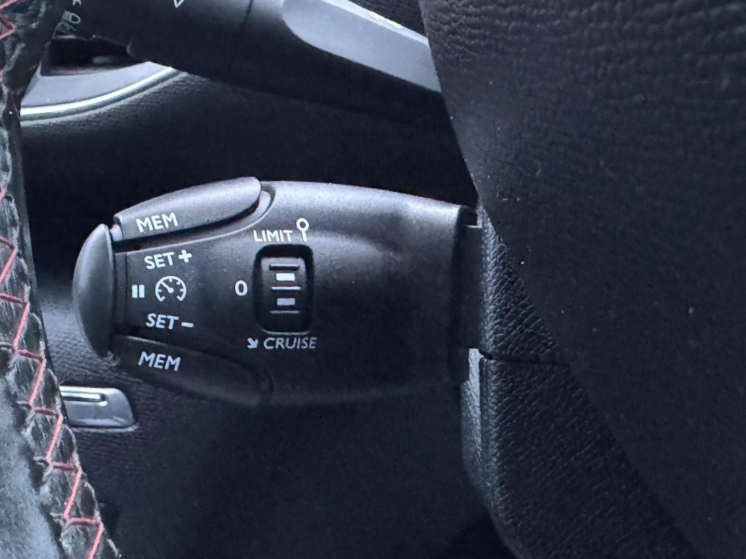 Used Peugeot 308 2016 for sale - 77175232: Photo 22