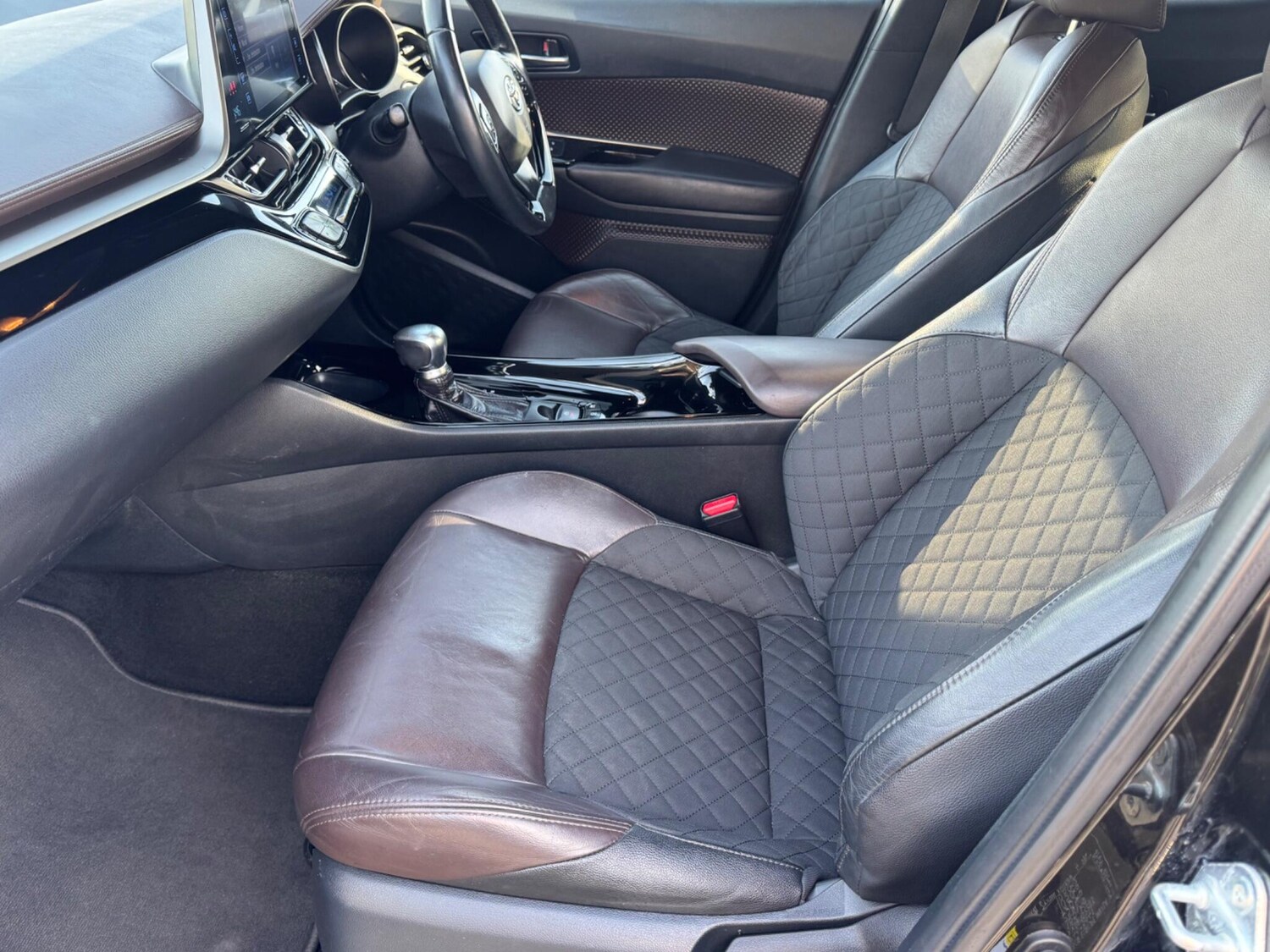 Used Toyota C-HR 2017 for sale - 78170393: Photo 10