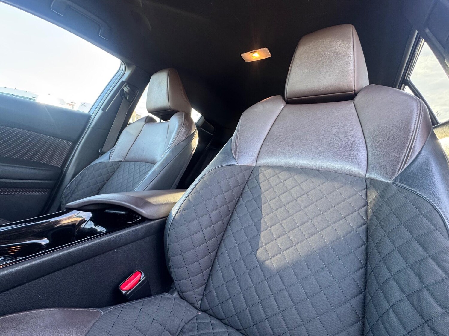 Used Toyota C-HR 2017 for sale - 78170393: Photo 12