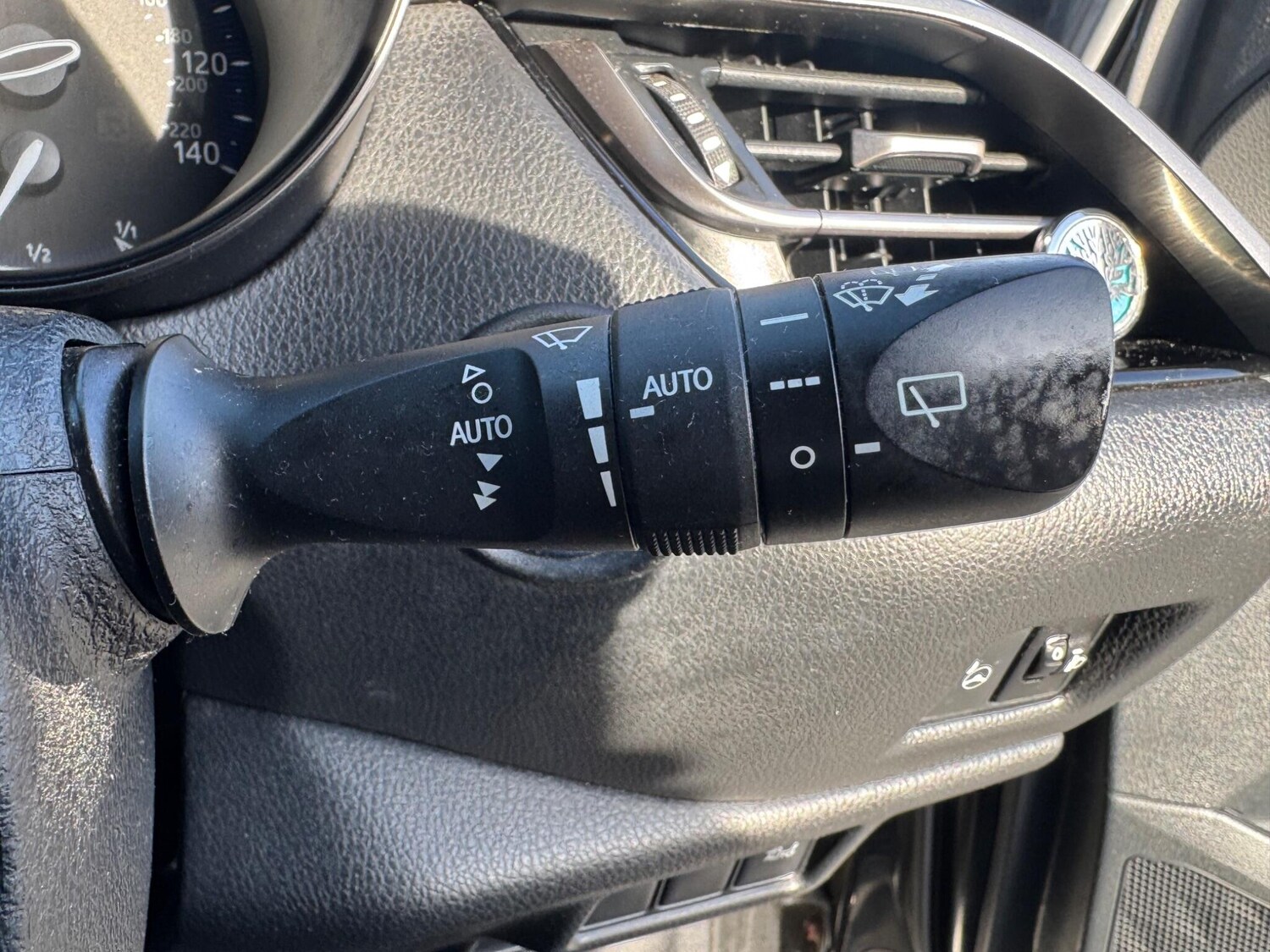 Used Toyota C-HR 2017 for sale - 78170393: Photo 18