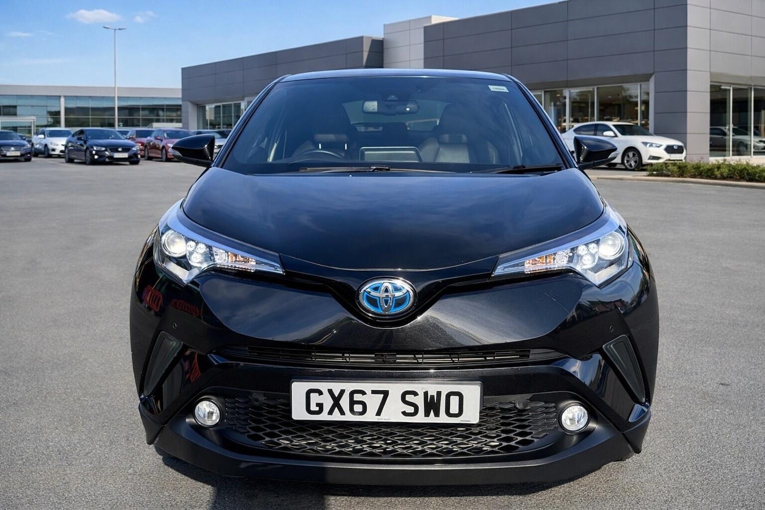 Used Toyota C-HR 2017 for sale - 78170393: Photo 2
