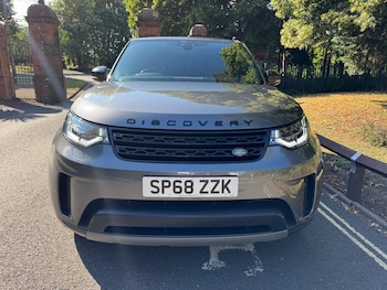 Used Land Rover Discovery 2018 for sale - 75635694: Photo