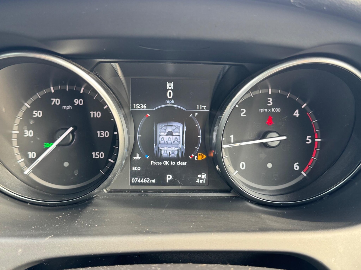 Used Land Rover Discovery Sport for sale - 77969697: Photo 11