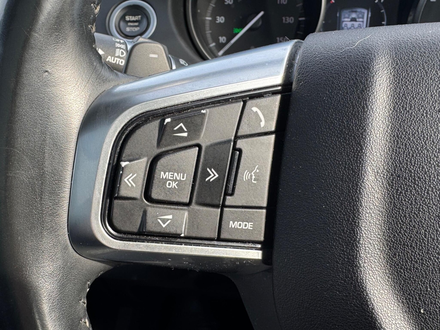 Used Land Rover Discovery Sport for sale - 77969697: Photo 25