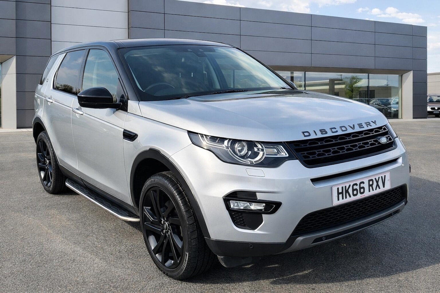 Used Land Rover Discovery Sport for sale - 77969697: Photo 3
