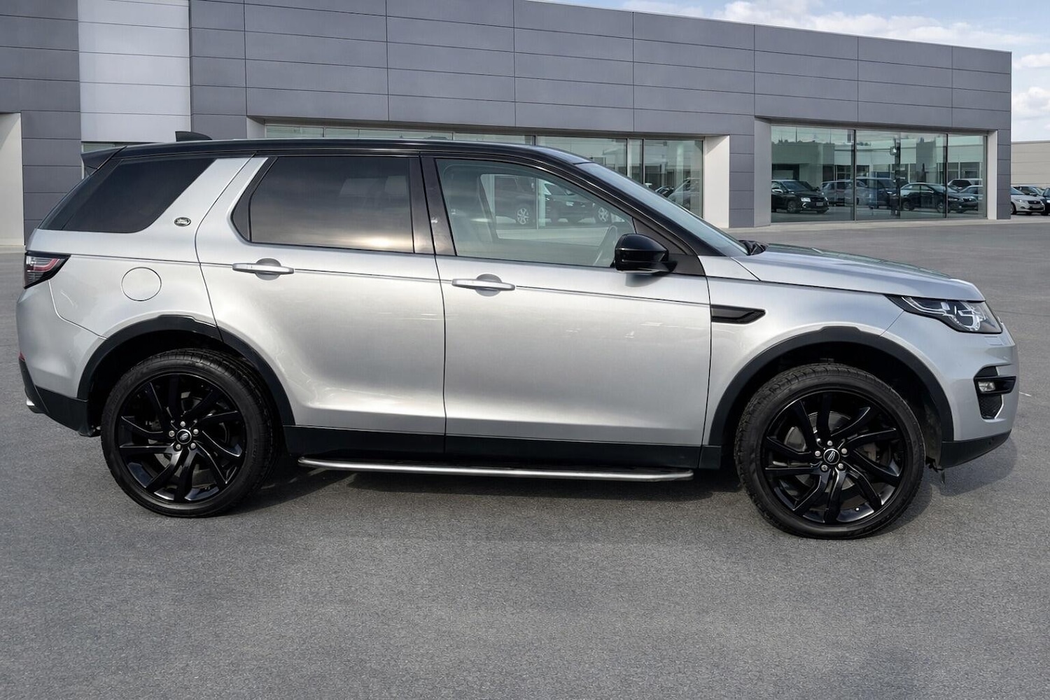Used Land Rover Discovery Sport for sale - 77969697: Photo 7