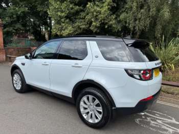 Used Land Rover Discovery Sport 2016 for sale - 75459474: Photo