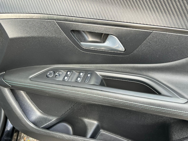 Used Peugeot 3008 2021 for sale - 76179804: Photo 30