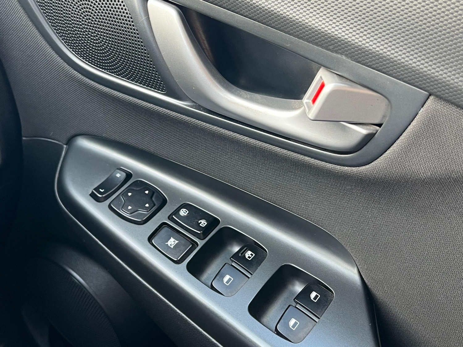 Used Hyundai KONA 2018 for sale - 76512489: Photo 20