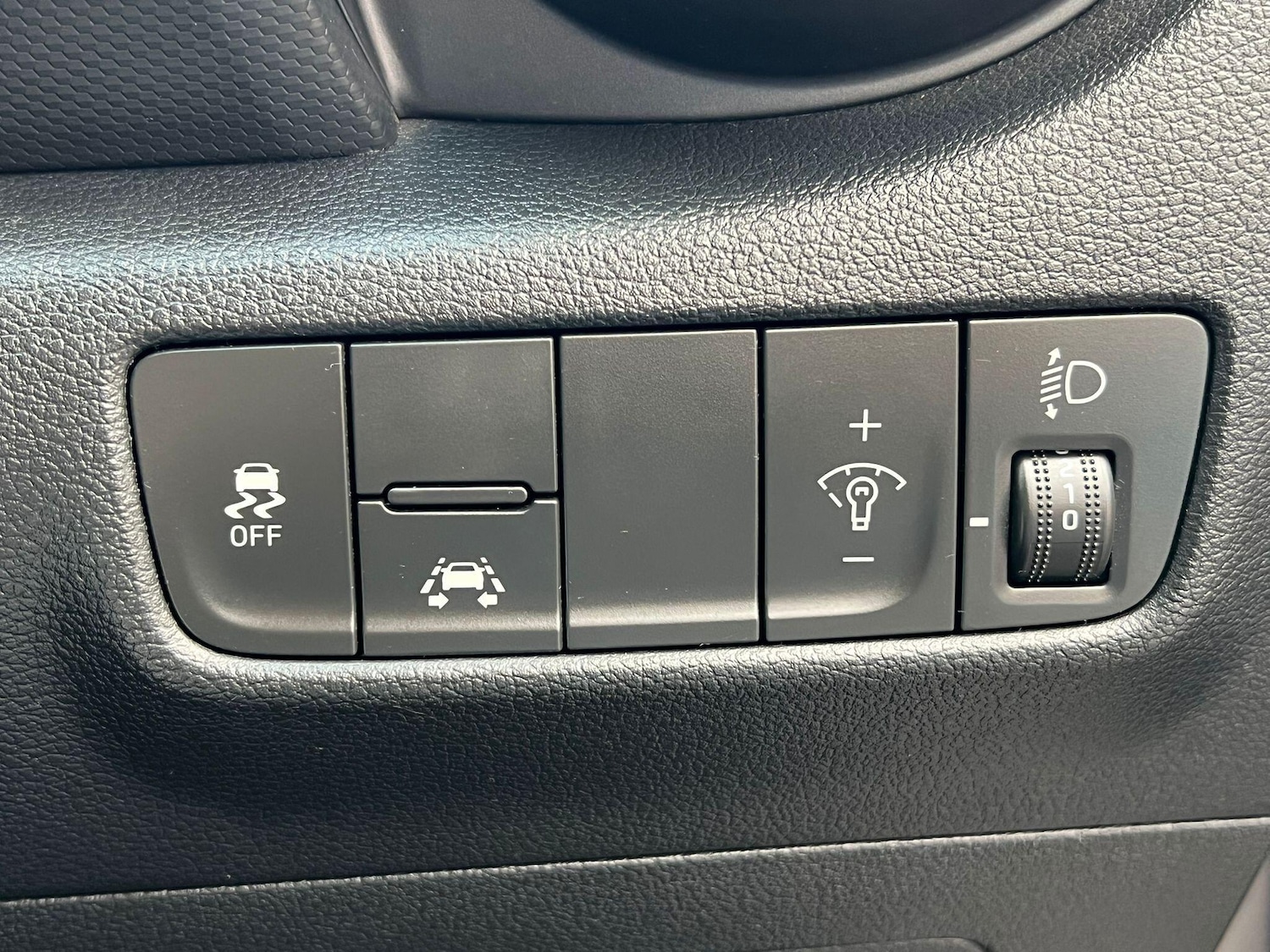 Used Hyundai KONA 2018 for sale - 76512489: Photo 26