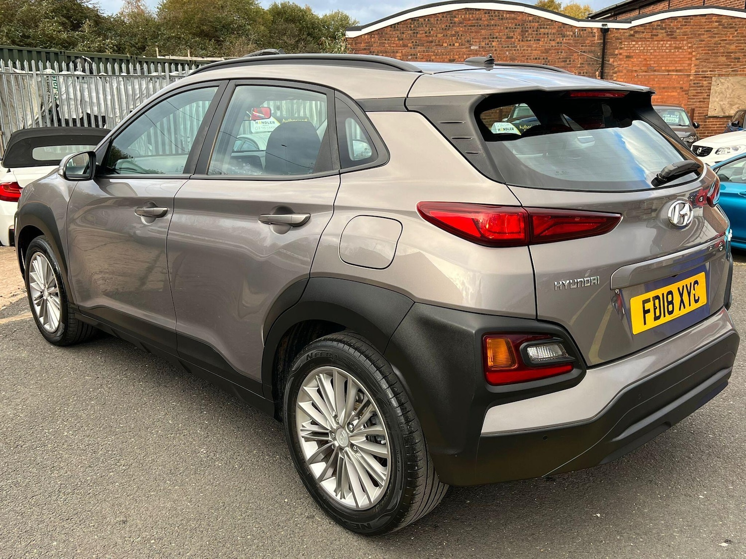 Used Hyundai KONA 2018 for sale - 76512489: Photo 4