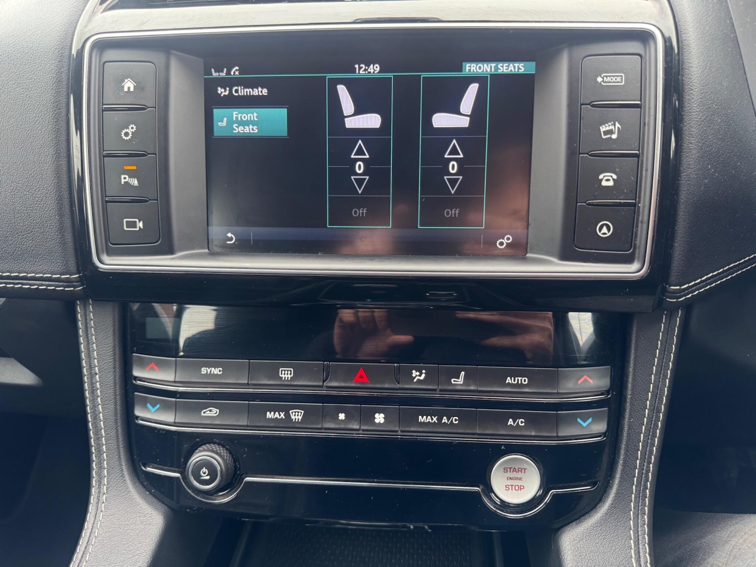 Used Jaguar F-Pace 2017 for sale - 77625920: Photo 17