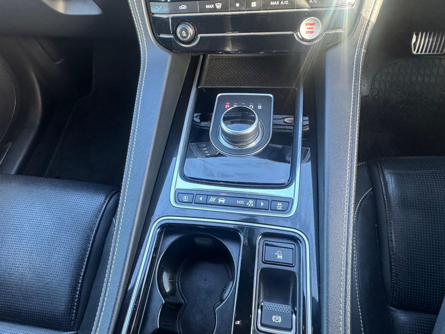 Used Jaguar F-Pace 2017 for sale - 77625920: Photo 18