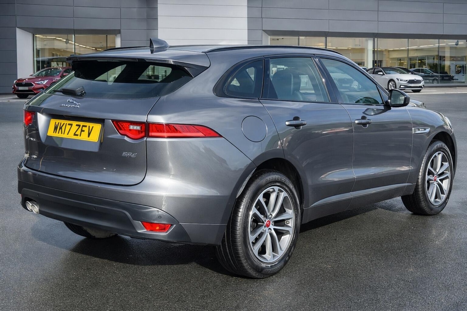 Used Jaguar F-Pace 2017 for sale - 77625920: Photo 6