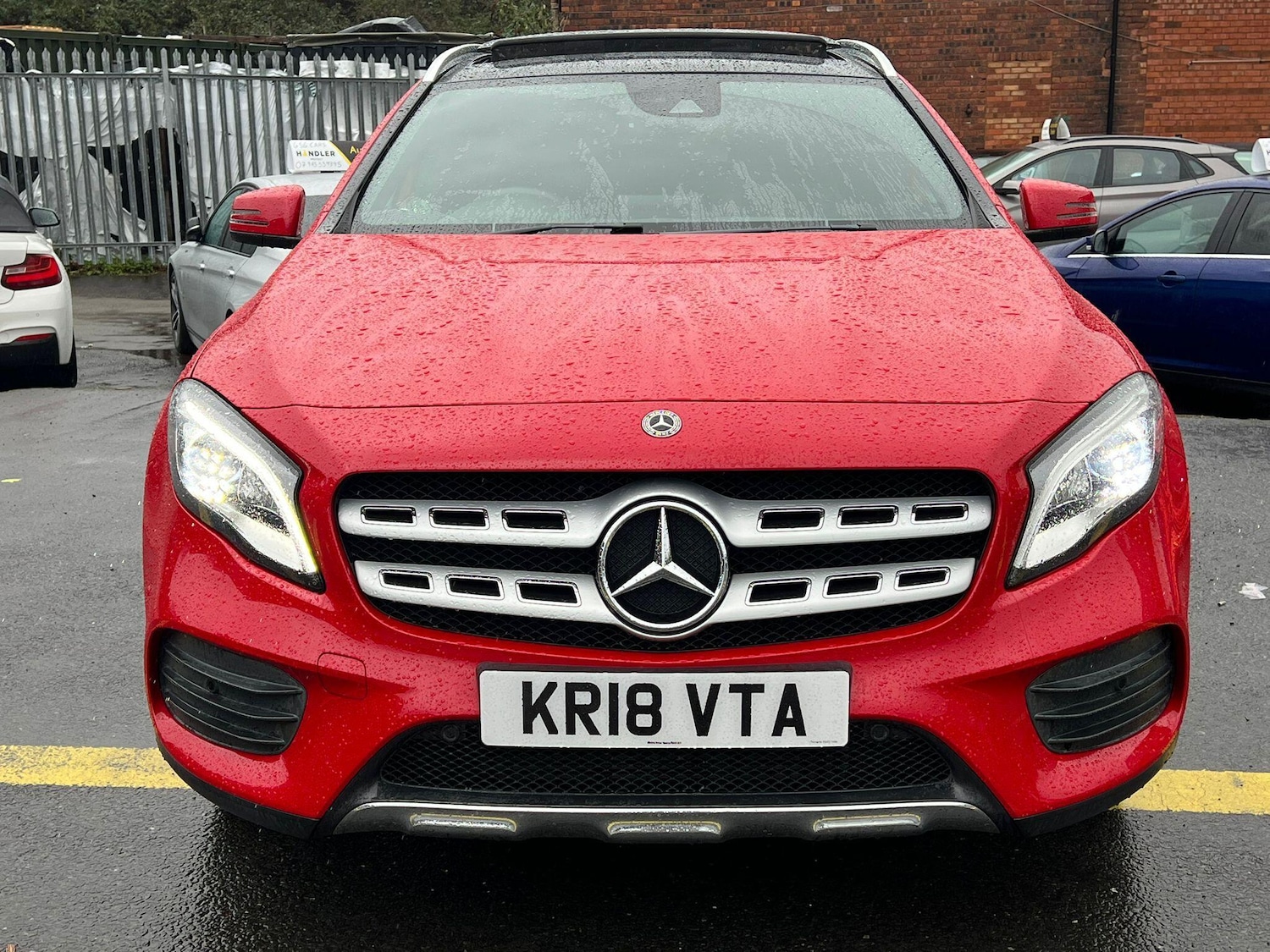 Used Mercedes-Benz GLA 2018 for sale - 76584307: Photo 2
