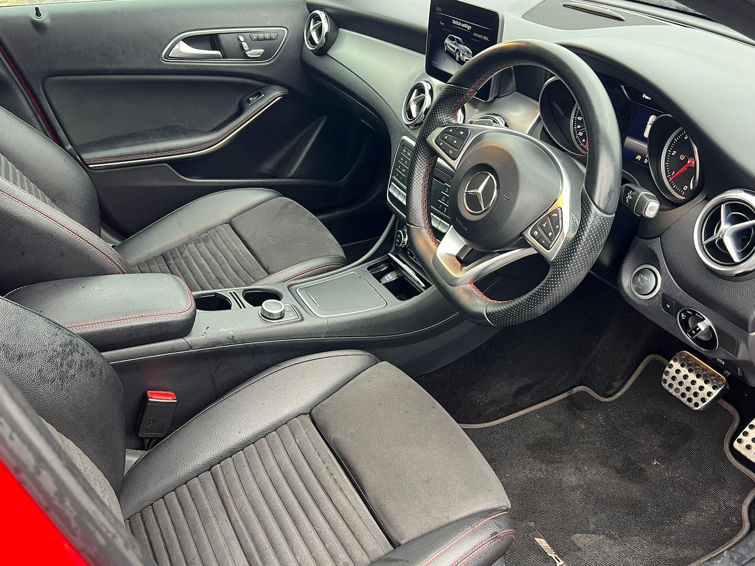 Used Mercedes-Benz GLA 2018 for sale - 76584307: Photo 9