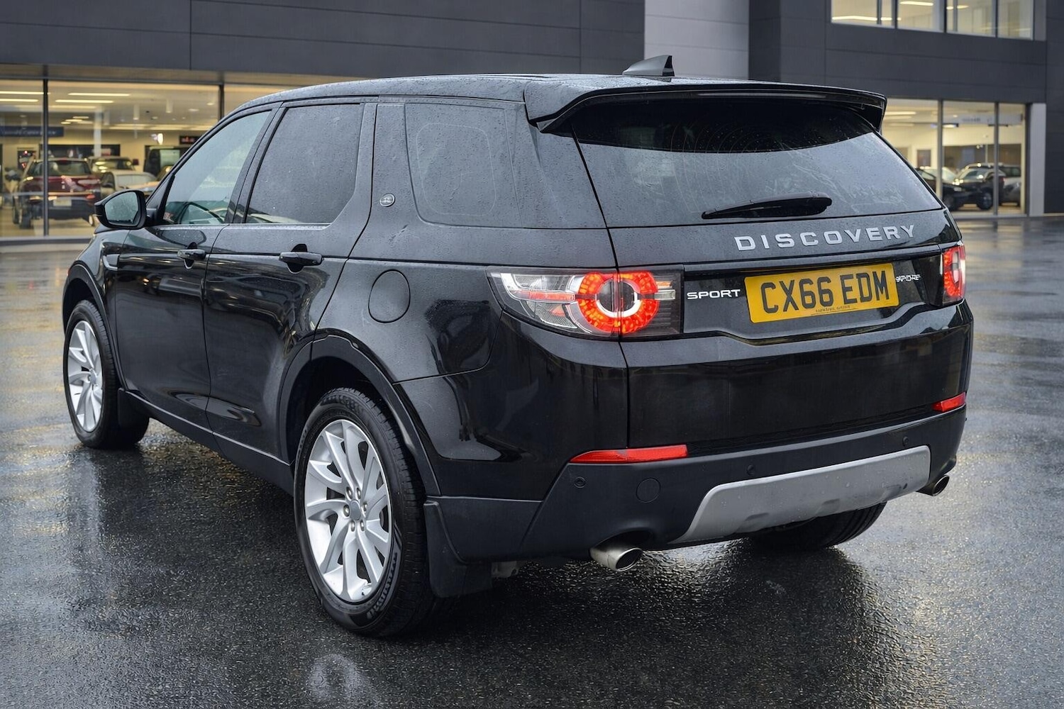 Used Land Rover Discovery Sport 2016 for sale - 77469290: Photo 4