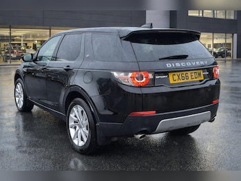 Used Land Rover Discovery Sport 2016 for sale - 77469290: Photo