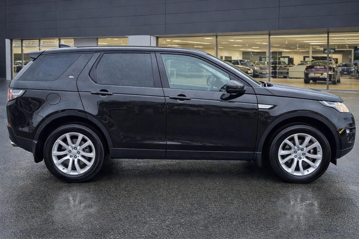 Used Land Rover Discovery Sport 2016 for sale - 77469290: Photo 7