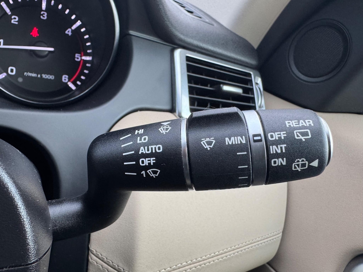 Used Land Rover Discovery Sport 2015 for sale - 77565122: Photo 23