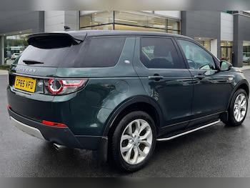 Used Land Rover Discovery Sport 2015 for sale - 77565122: Photo