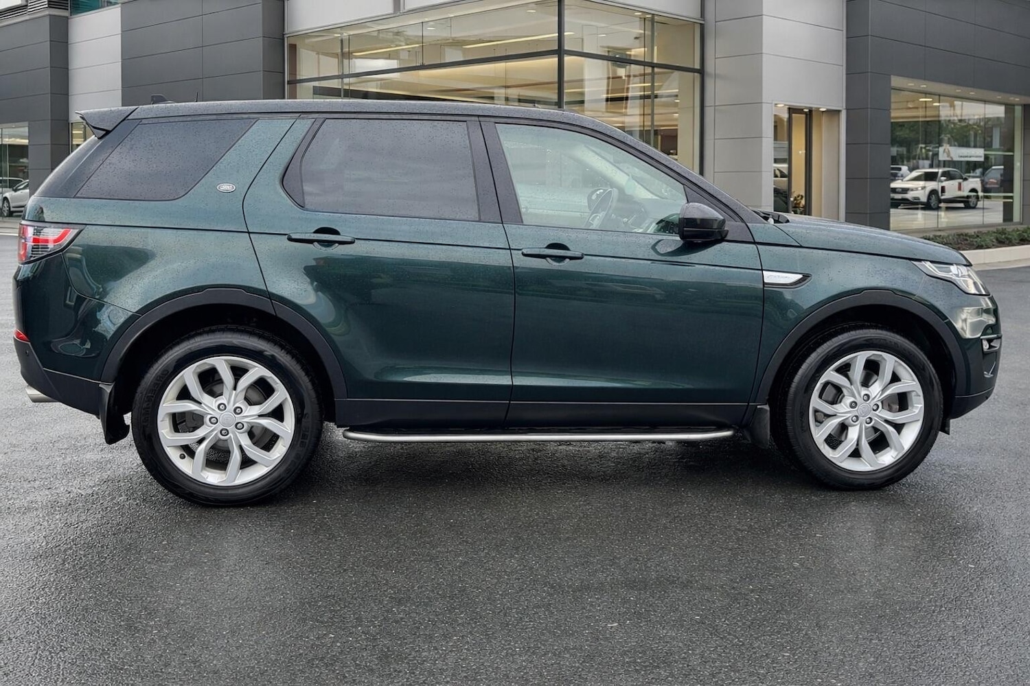 Used Land Rover Discovery Sport 2015 for sale - 77565122: Photo 7