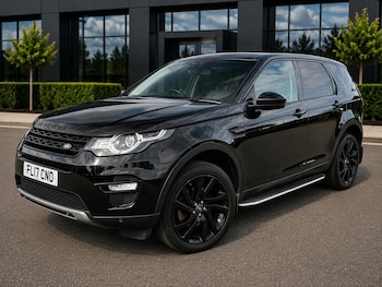 Used Land Rover Discovery Sport 2017 for sale - 79092619: Photo