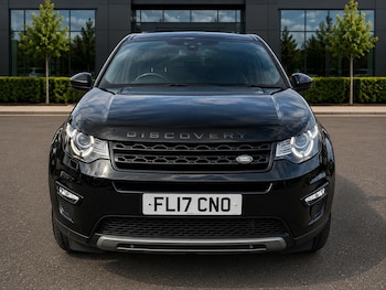 Used Land Rover Discovery Sport 2017 for sale - 79092619: Photo