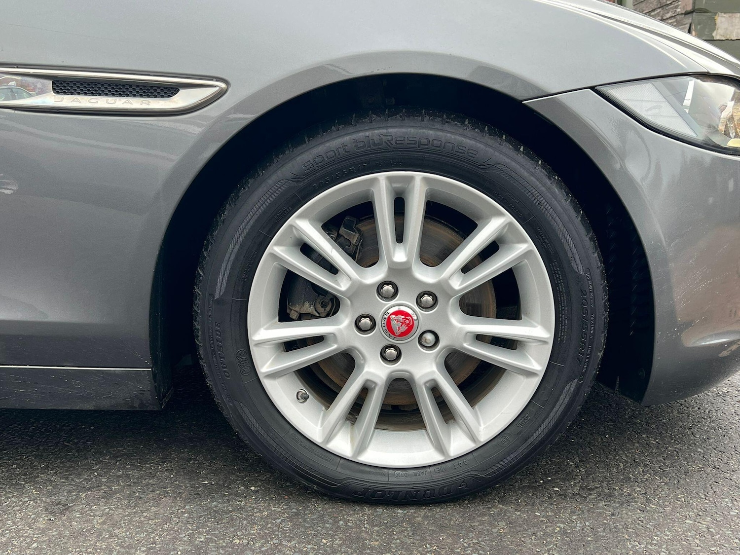 Used Jaguar XE 2017 for sale - 76550503: Photo 25