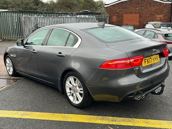 Used Jaguar XE 2017 for sale - 76550503: Photo