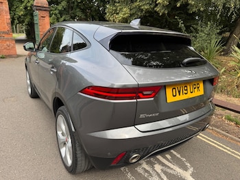Used Jaguar E-Pace 2019 for sale - 75520415: Photo