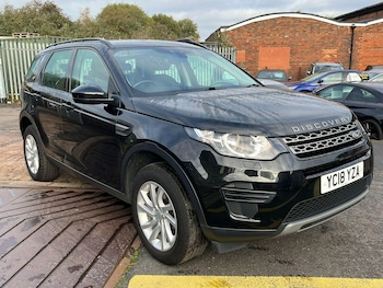Used Land Rover Discovery Sport 2018 for sale - 76522446: Photo