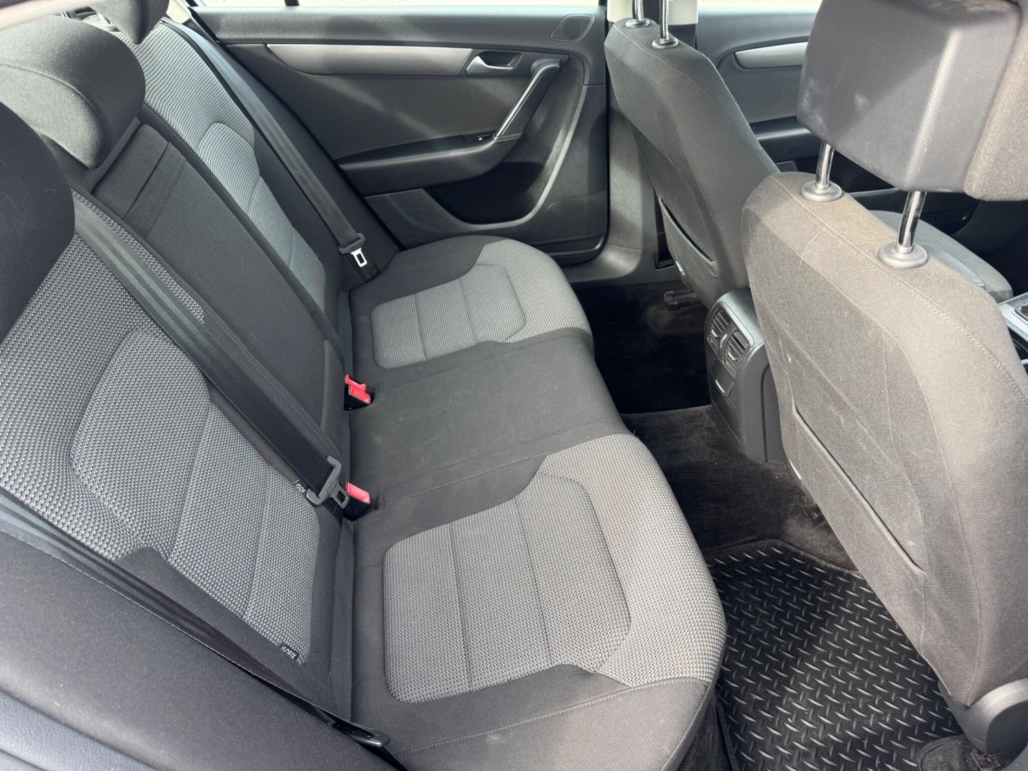 Used Volkswagen Passat 2012 for sale - 78034533: Photo 13