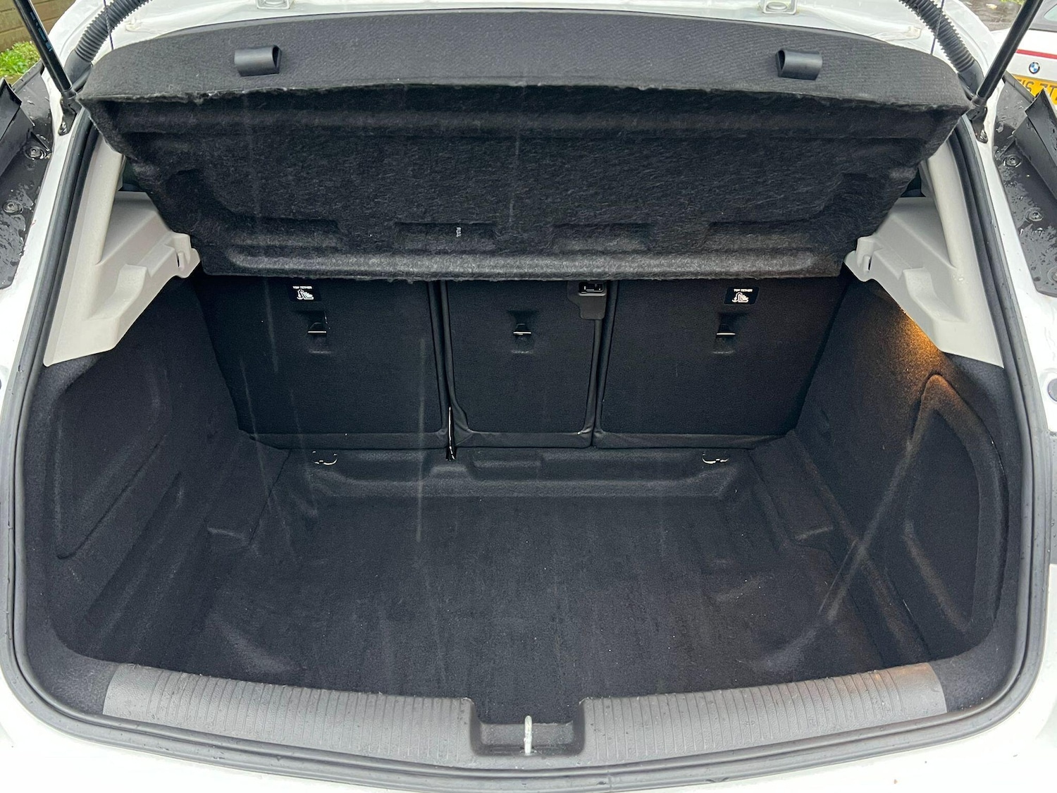 Used Vauxhall Astra 2018 for sale - 76585347: Photo 25