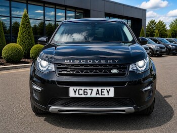 Used Land Rover Discovery Sport 2017 for sale - 78600953: Photo