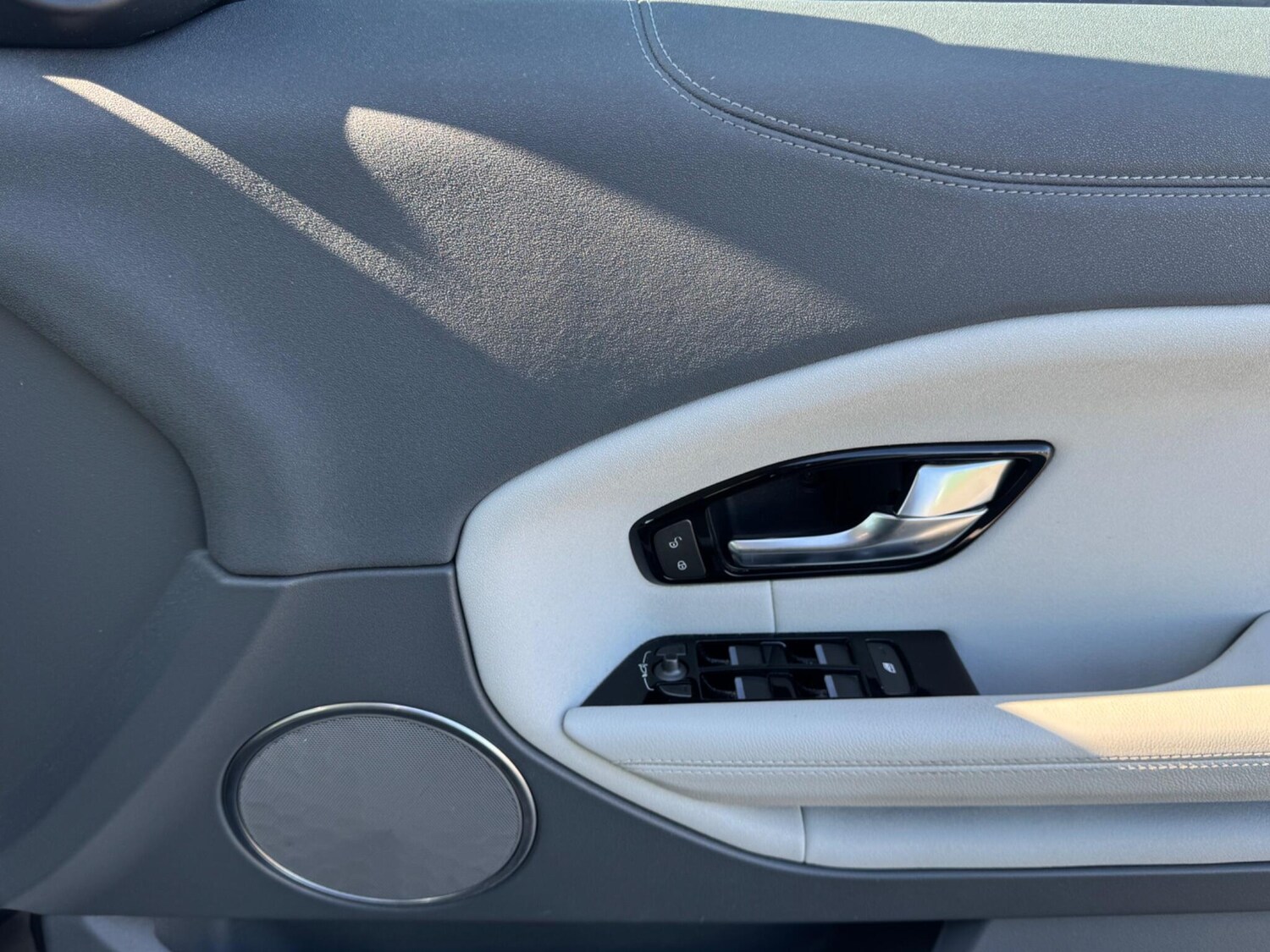 Used Land Rover Range Rover Evoque for sale - 77940581: Photo 23