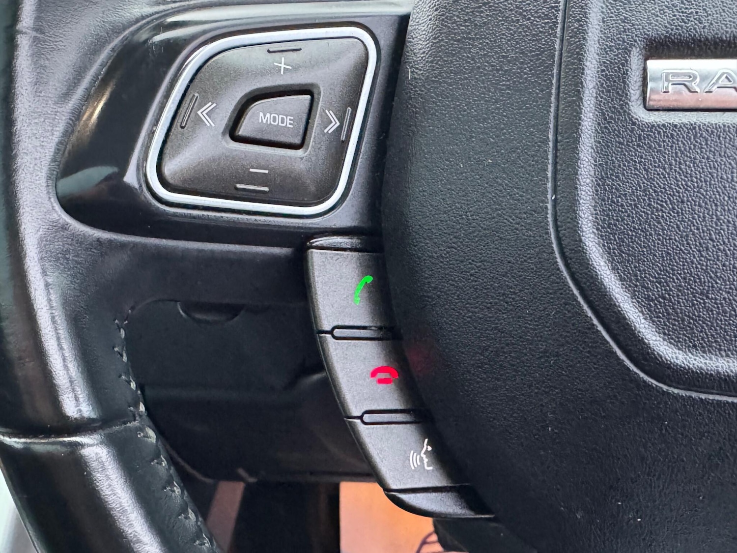 Used Land Rover Range Rover Evoque 2016 for sale - 77030015: Photo 17